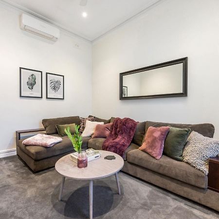 Villa Walk To The Mcg & Aami Park - Free Late Checkout - Great Location & Backyard à Ville de Ville de Melbourne Extérieur photo