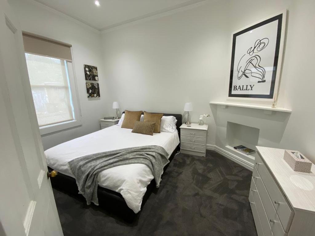 Villa Walk To The Mcg & Aami Park - Free Late Checkout - Great Location & Backyard à Ville de Ville de Melbourne Extérieur photo