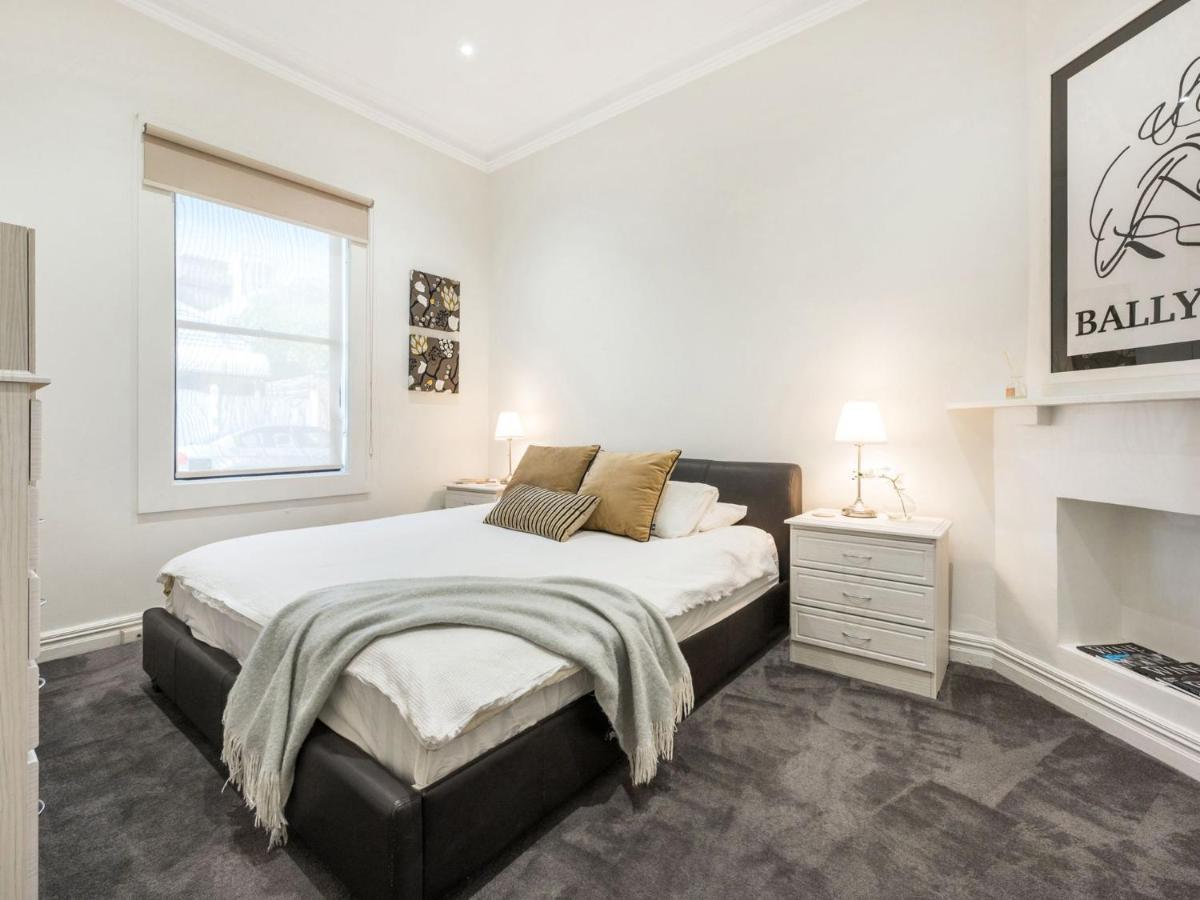 Villa Walk To The Mcg & Aami Park - Free Late Checkout - Great Location & Backyard à Ville de Ville de Melbourne Extérieur photo